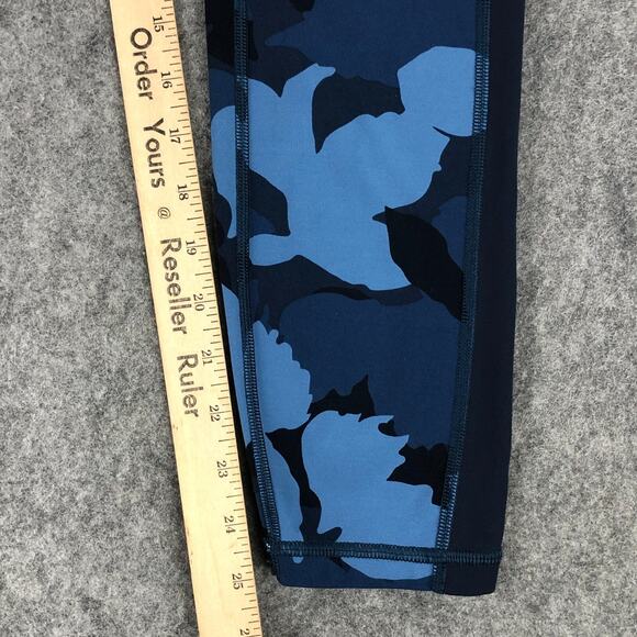 Athleta Leggings Womens Medium Blue Camo Mid Rise Side Pockets Mesh Panels Nylon - Picture 12 of 14